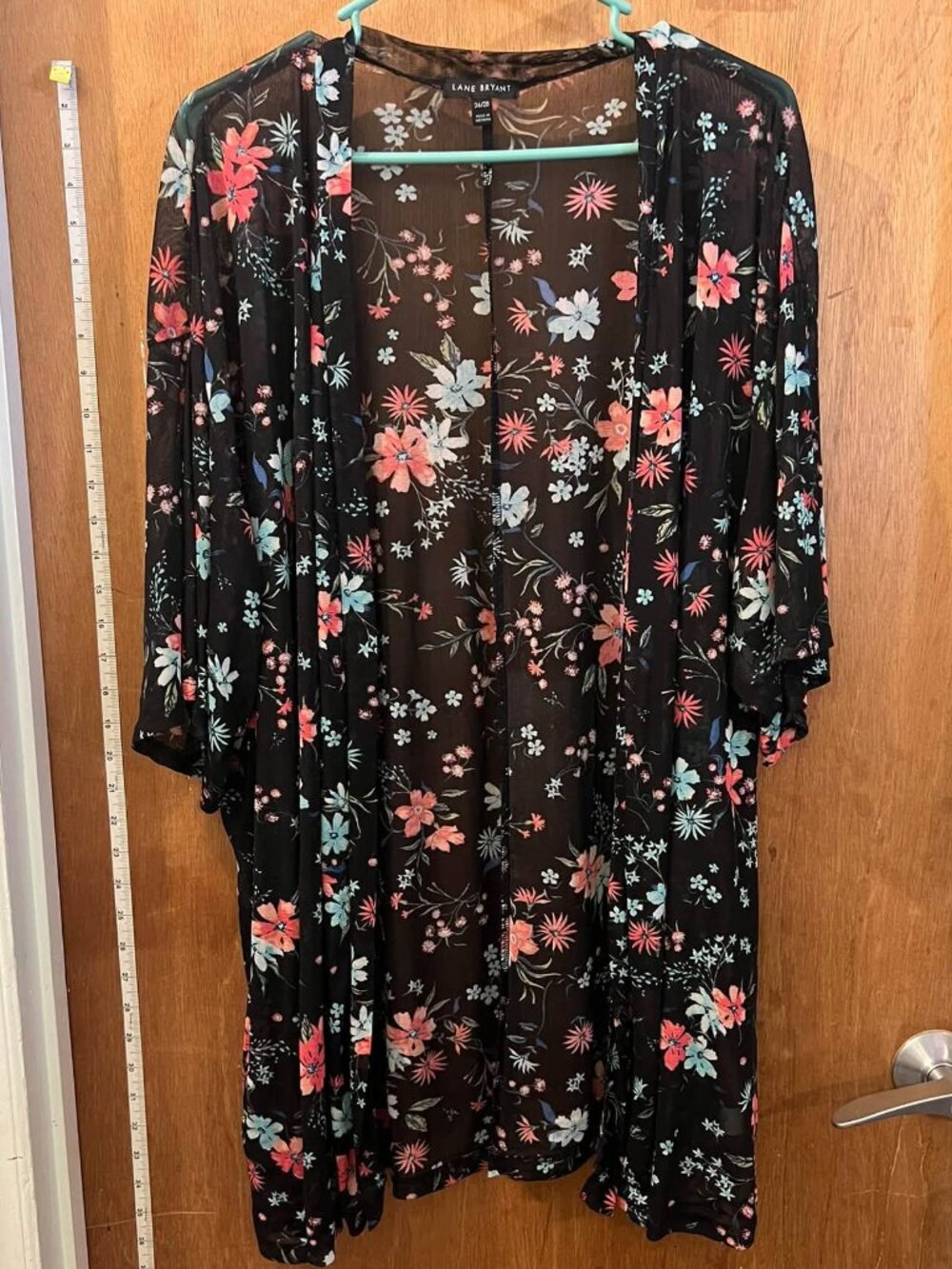 Size 26/28 - Lane Bryant - Sheer Black and Floral Short Sleeve Wrap